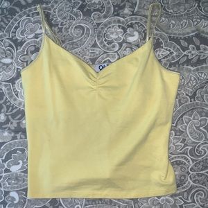 Yellow tanktop